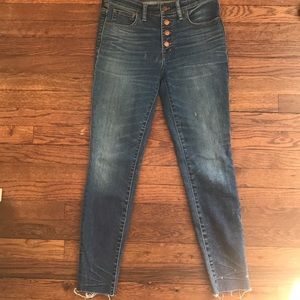 9” high riser skinny skinny Jean